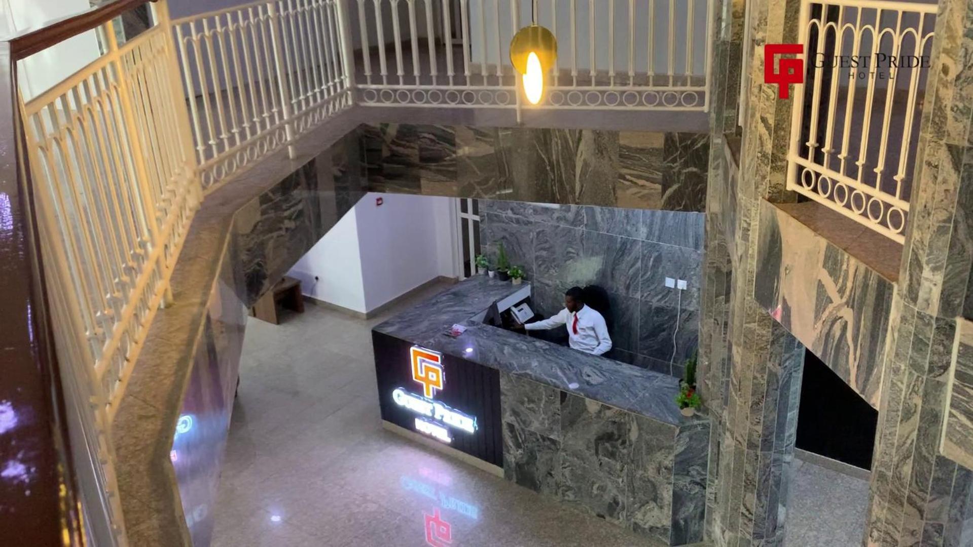 קאנו Guest Pride Hotel מראה חיצוני תמונה