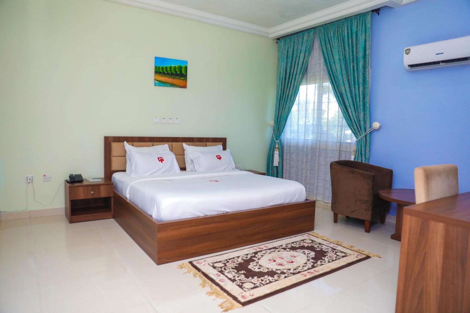 קאנו Guest Pride Hotel מראה חיצוני תמונה